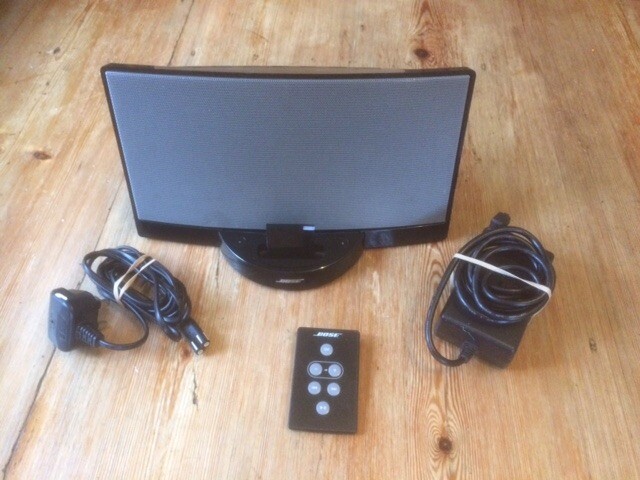 bose sounddock series 1 watts